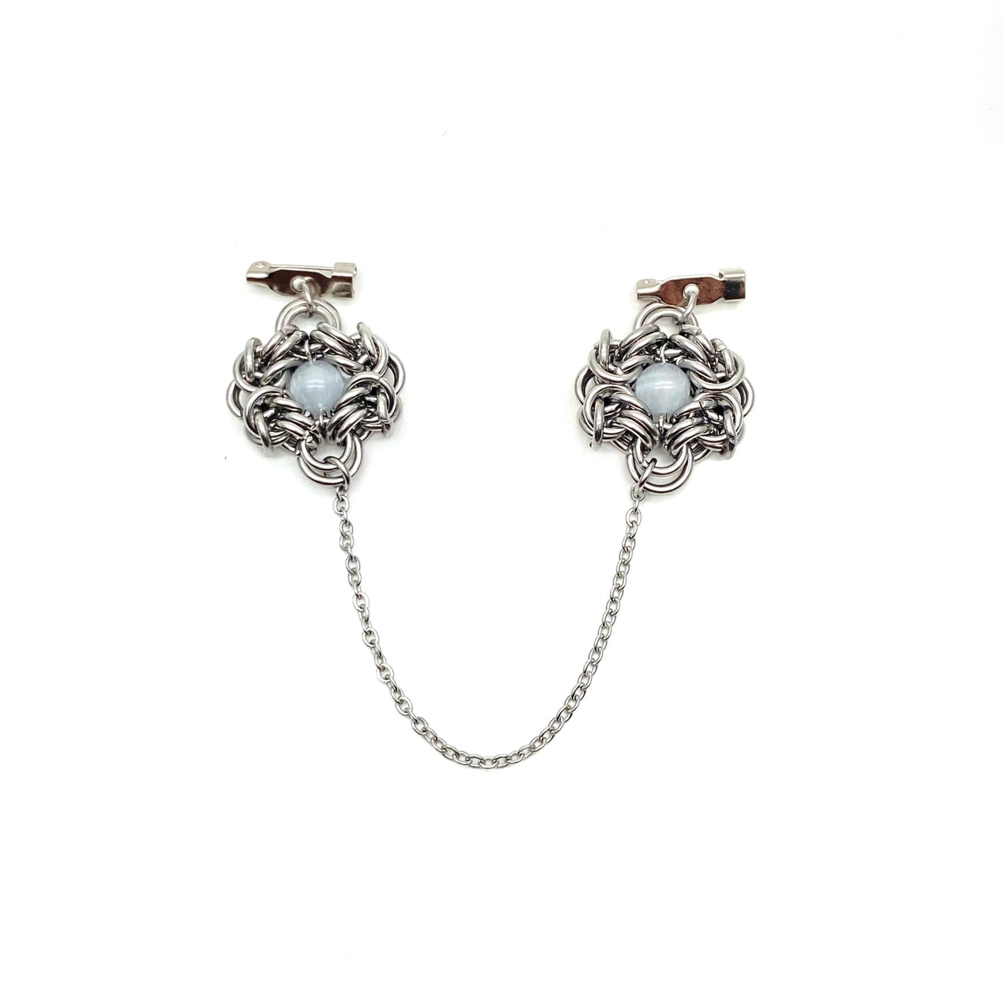 ZAT BROOCH WHITE CATEYE