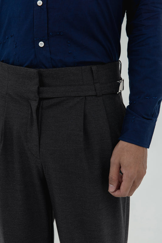 CLASSIC PANTS W/ PLEATS AND HALF BELT LP