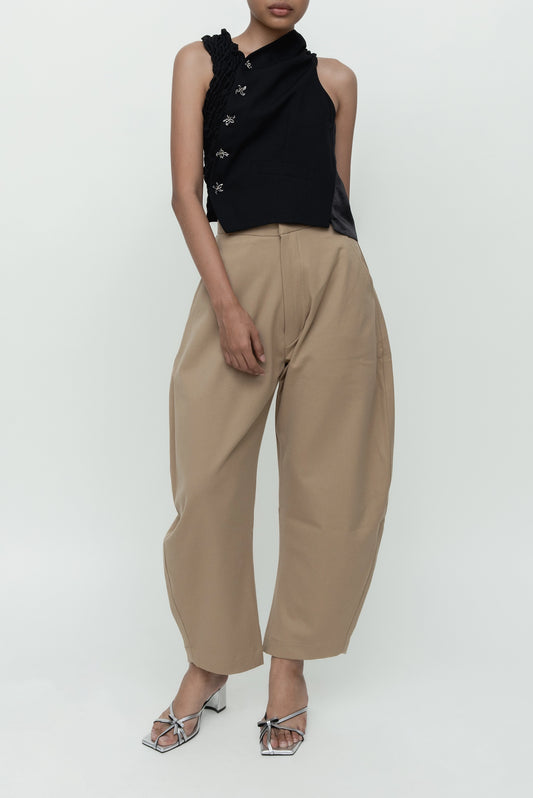 SLANTED VEST BLACK TEXTURED 102