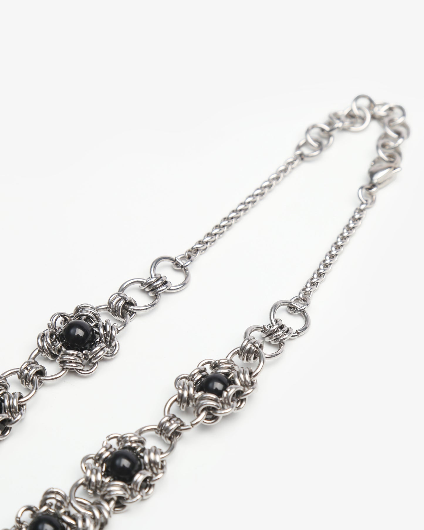 GAMU NECKLACE BLACK ONYX BEADS
