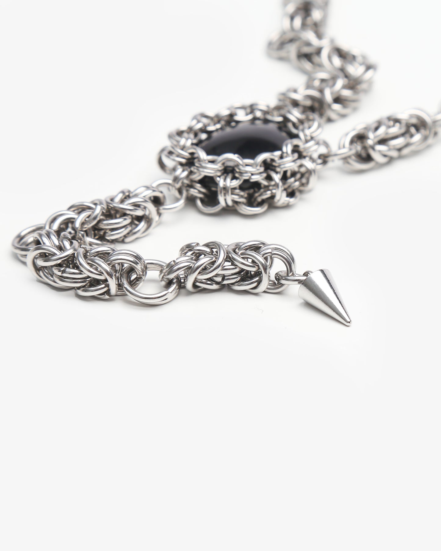 CRUX NECKLACE BLACK