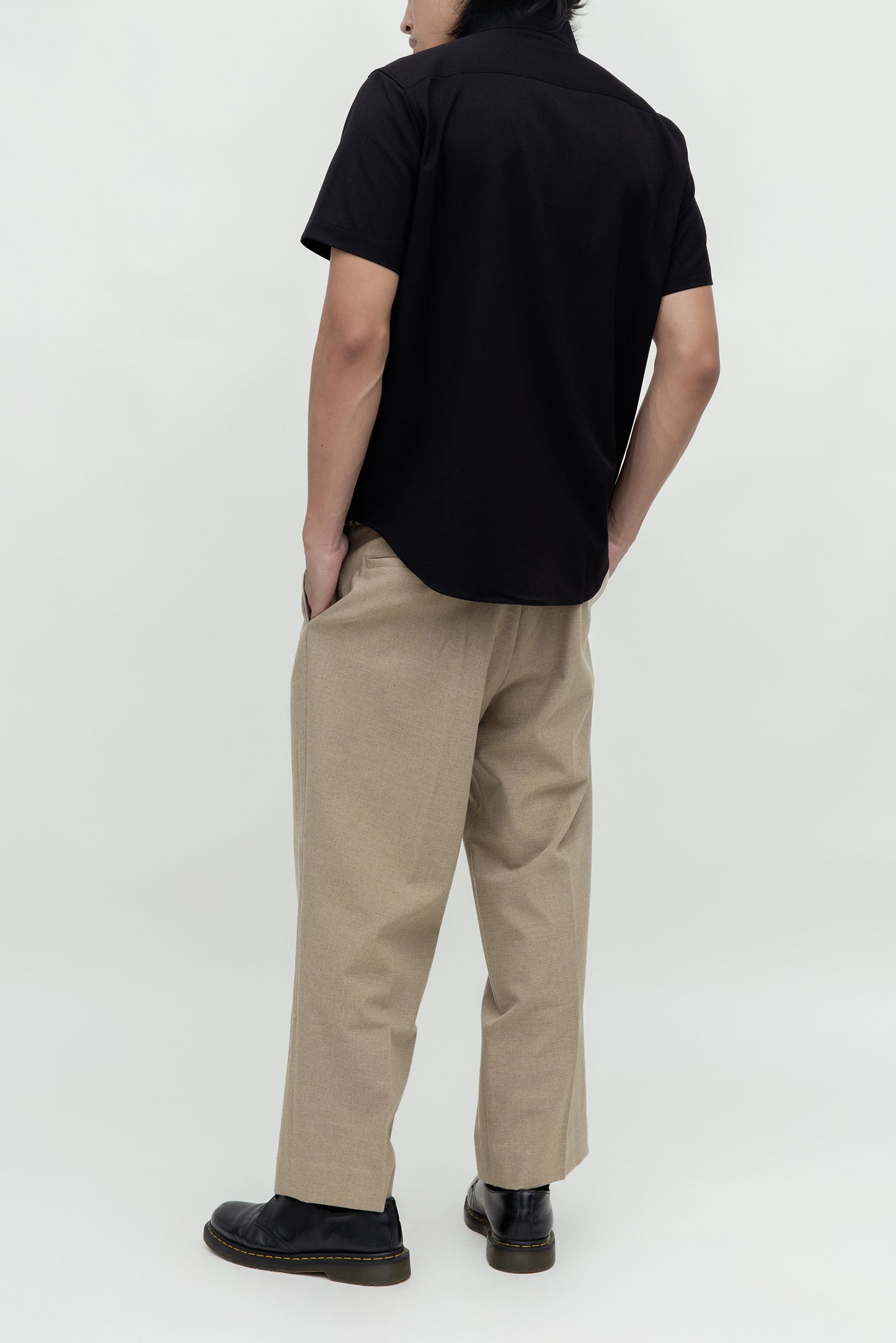 COLLARLESS OVERLAP SHORT SLEEVES SHIRT