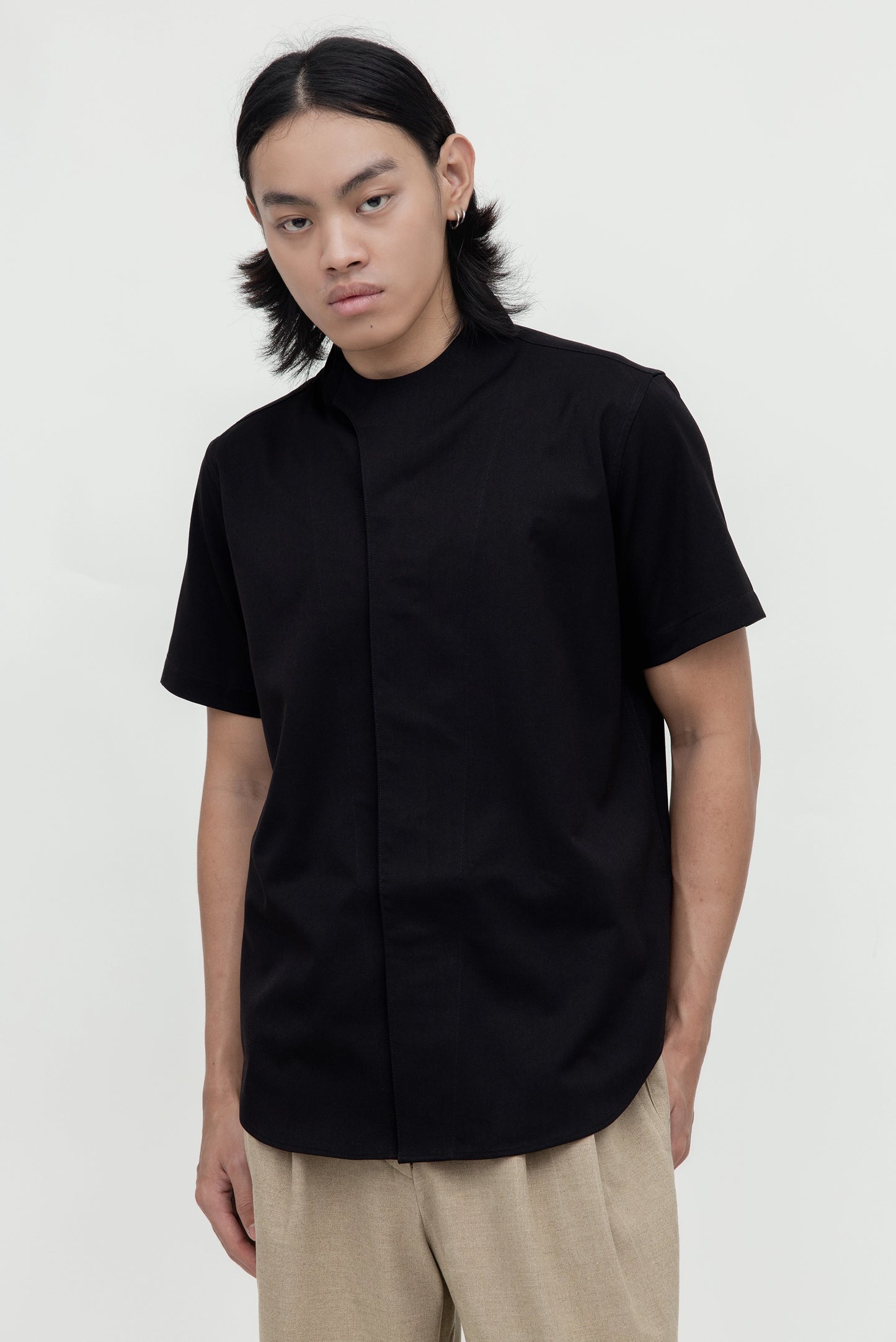 COLLARLESS OVERLAP SHORT SLEEVES SHIRT