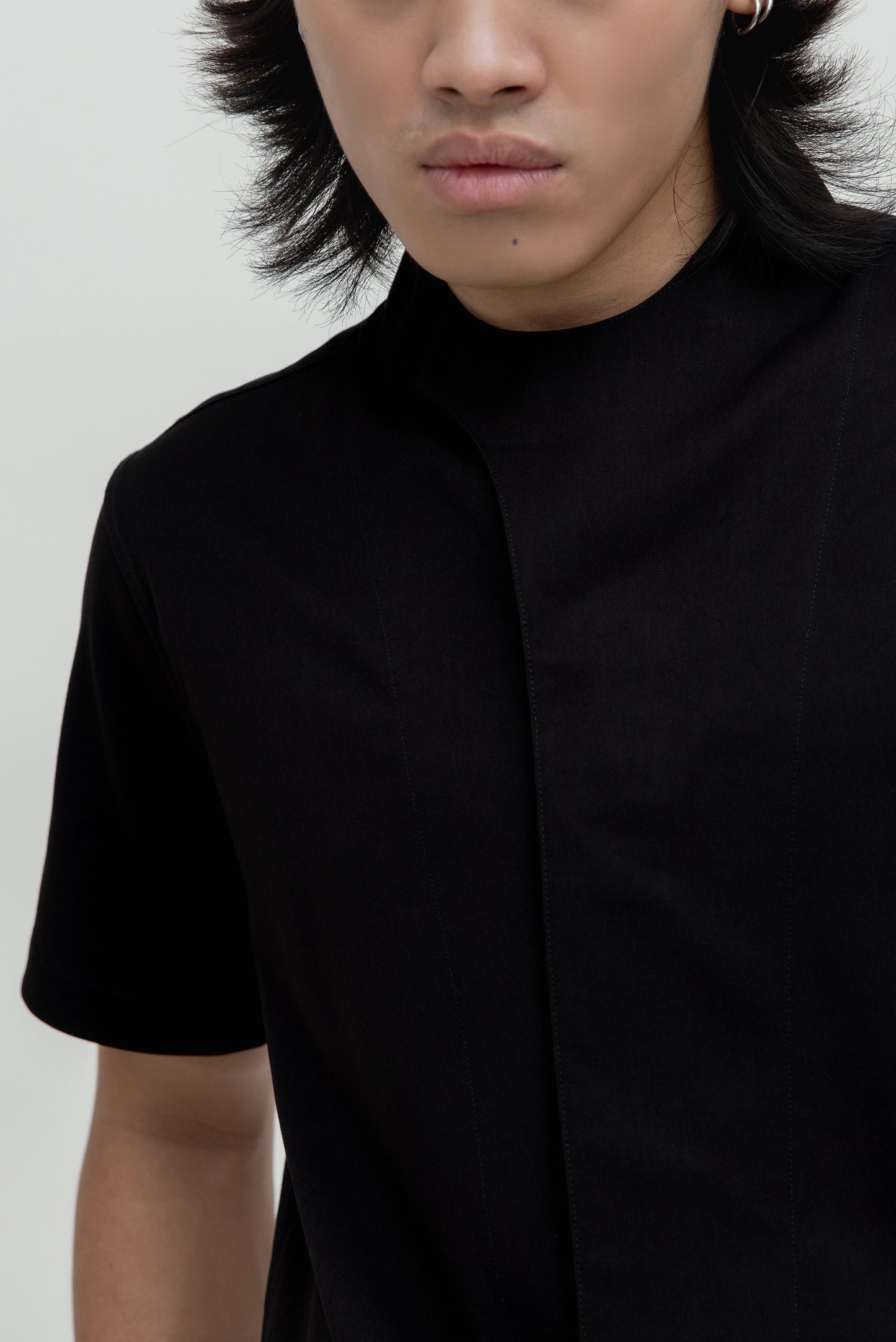 COLLARLESS OVERLAP SHORT SLEEVES SHIRT