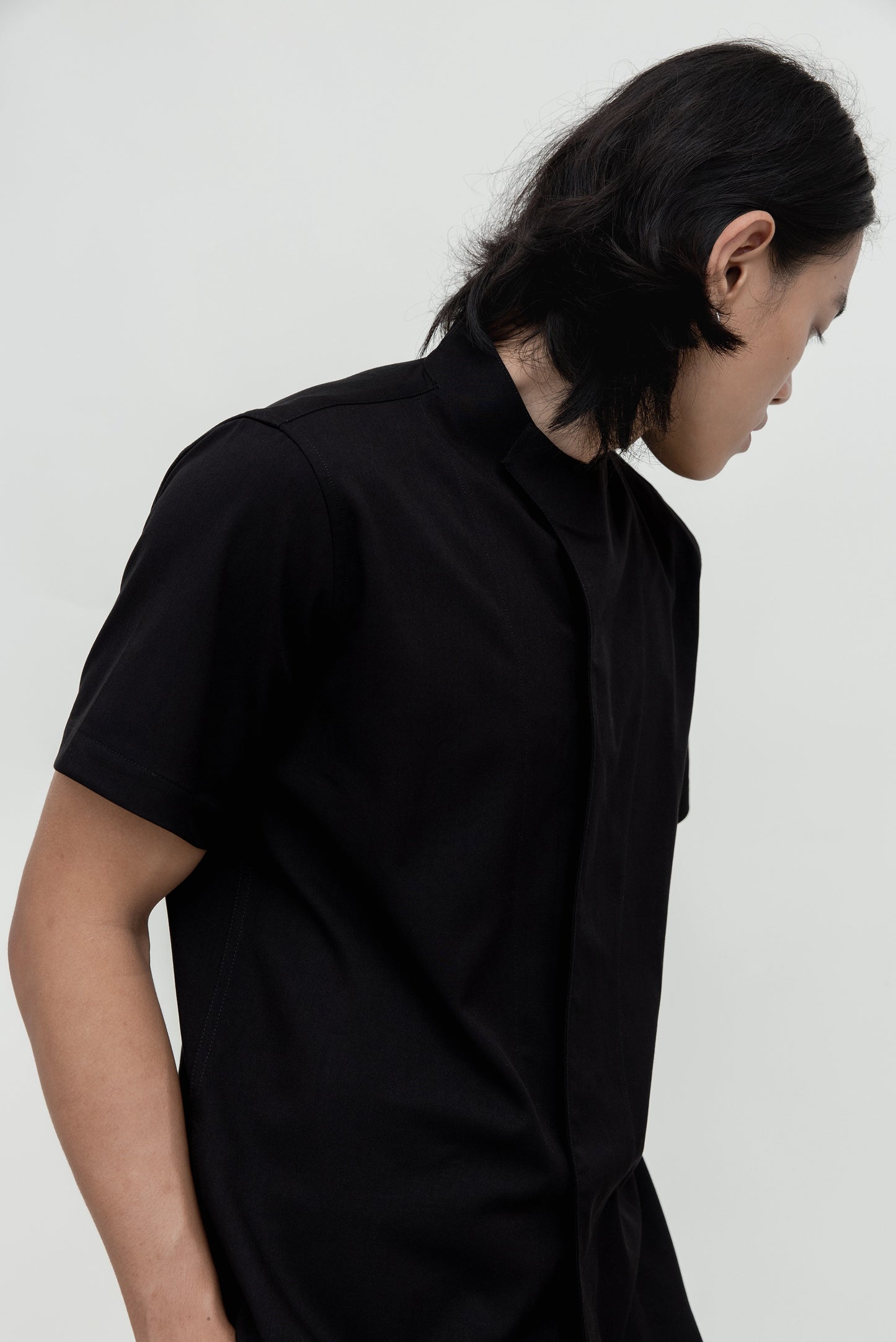 COLLARLESS OVERLAP SHORT SLEEVES SHIRT