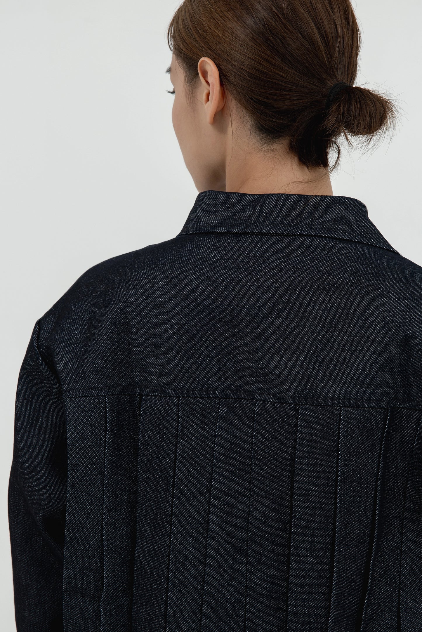 PLEATED DENIM JACKET