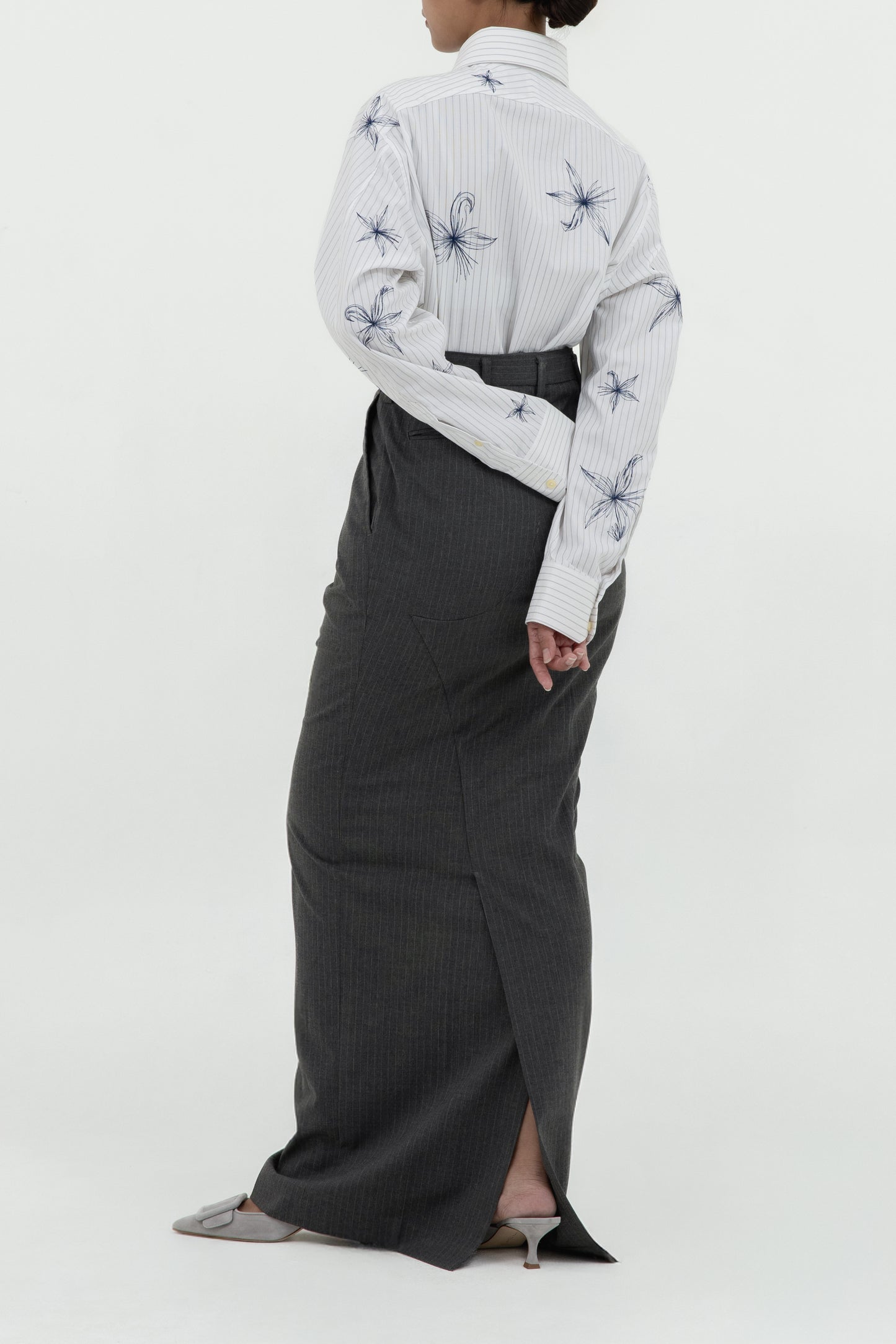 TWISTED EMBROIDERED LONG SKIRT