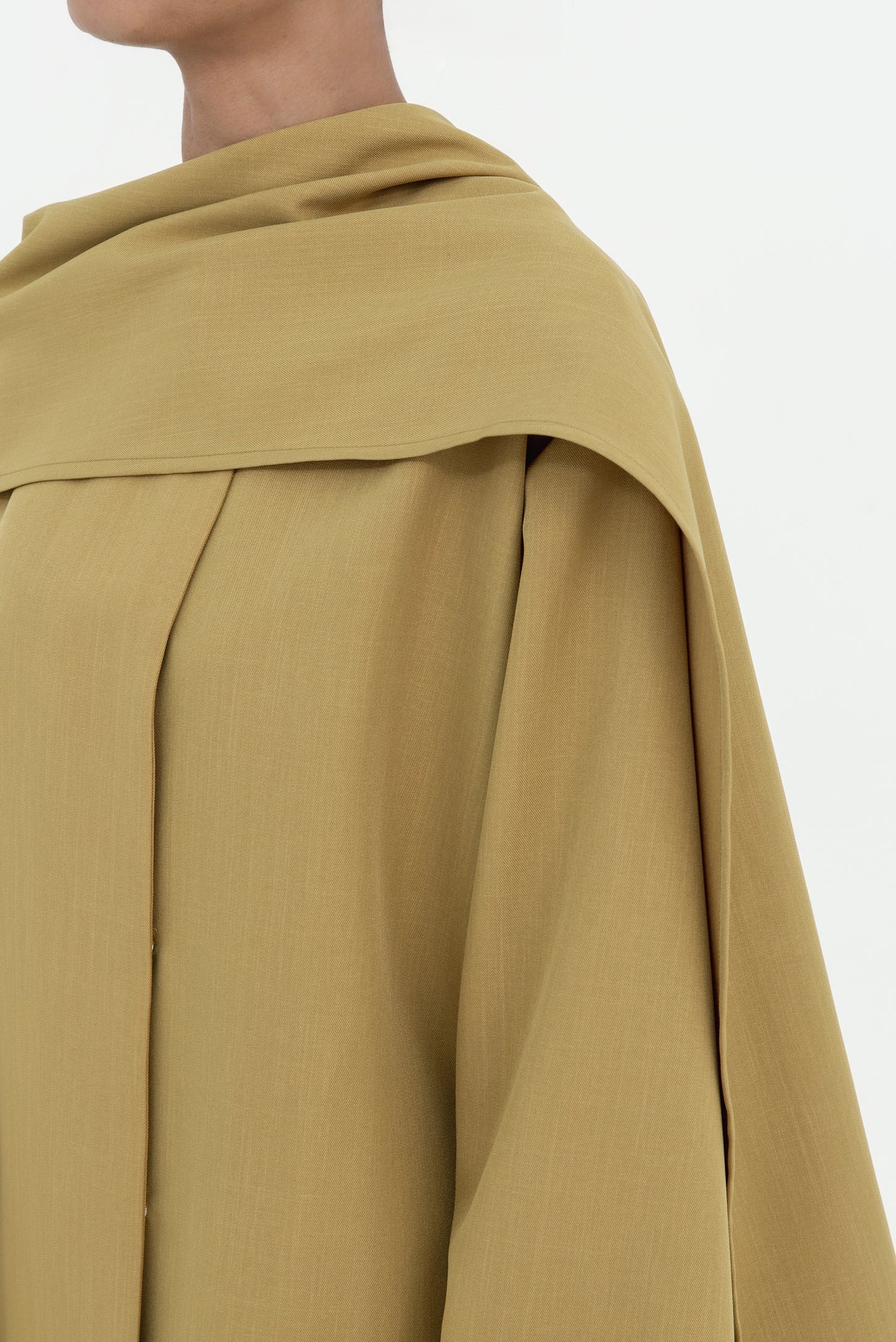 LENNA SHORT OUTER