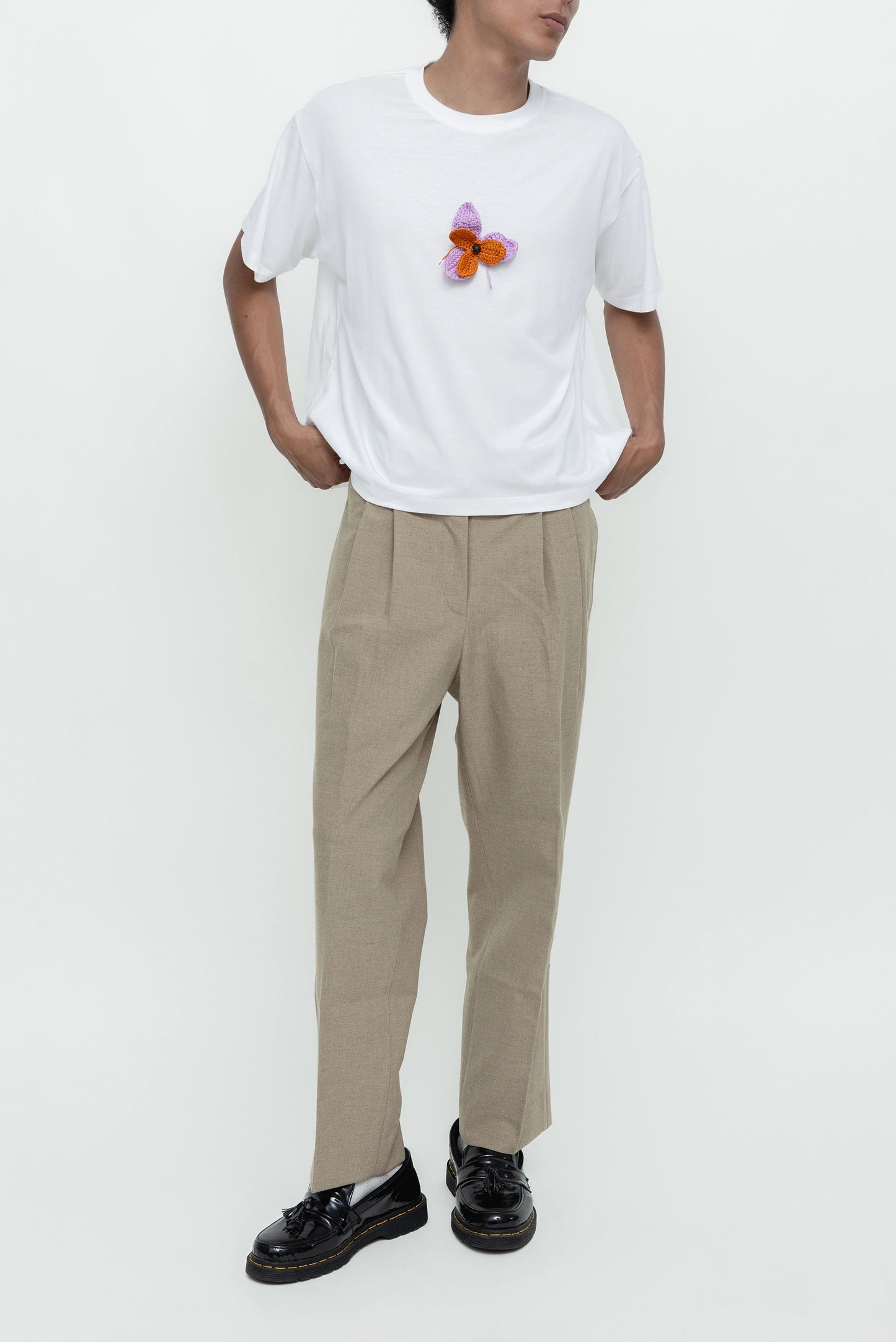 TANAH LE SAE X RAMA DAUHAN: THOUSAND HUGS