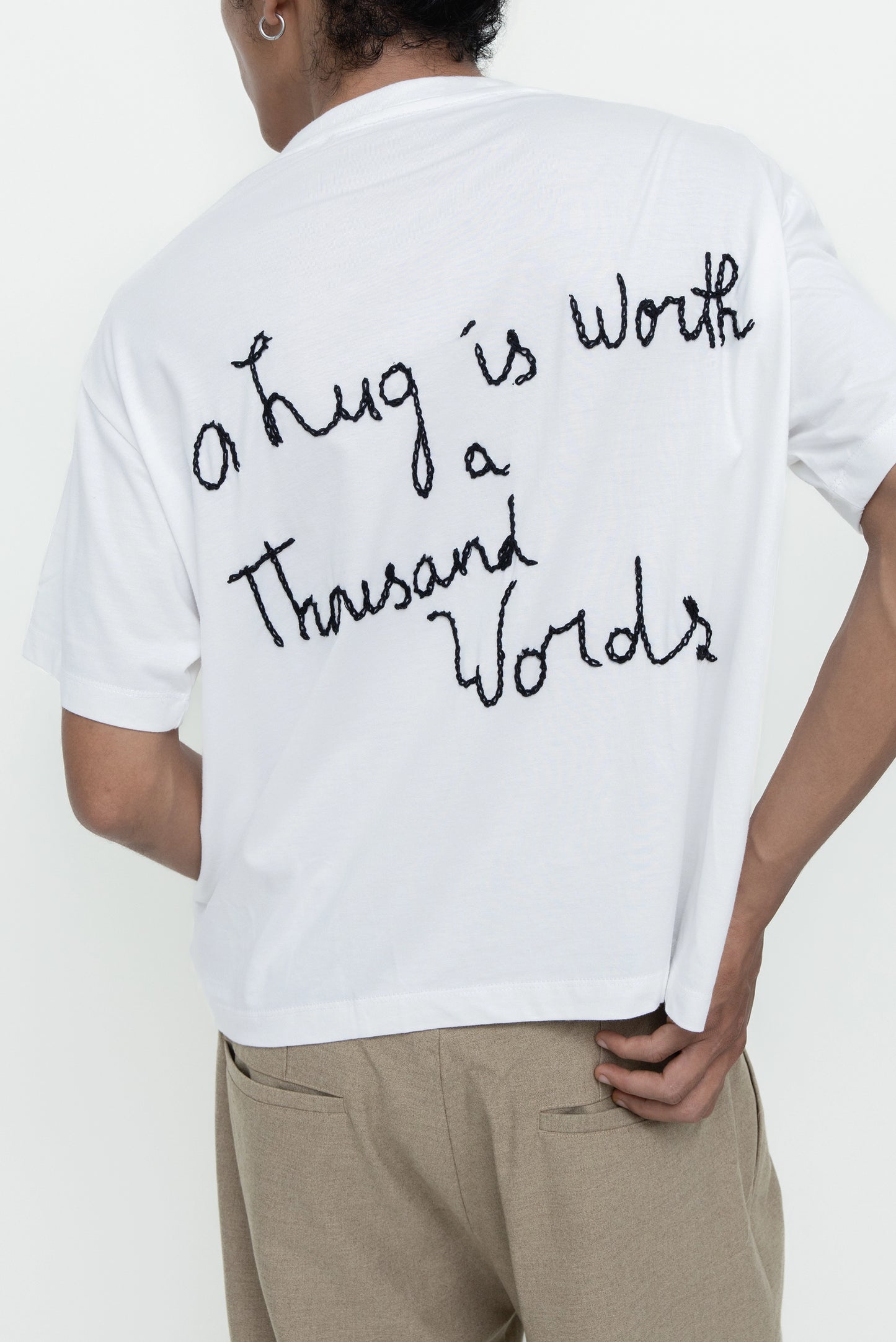 TANAH LE SAE X RAMA DAUHAN: THOUSAND HUGS