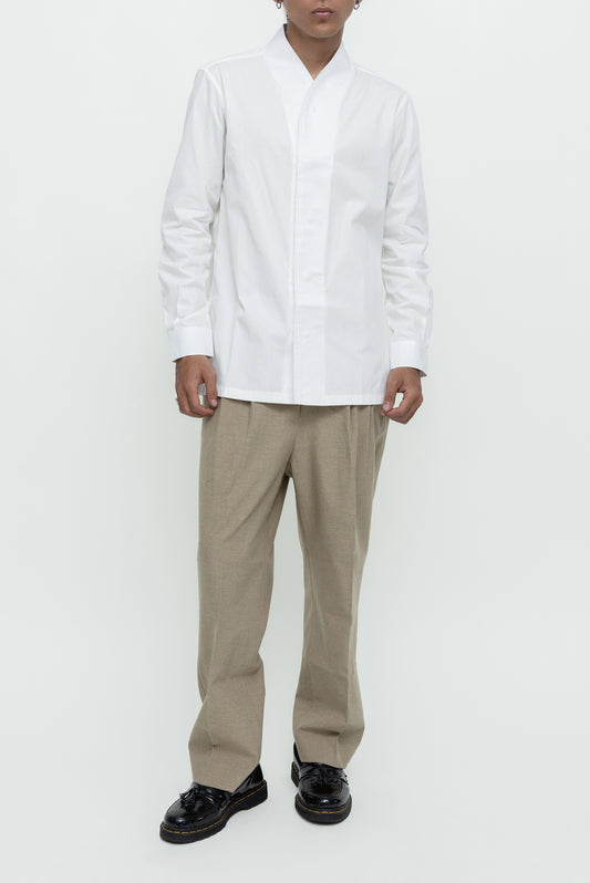 COLLARLESS DOUBLE PLACKET LONG SLEEVES