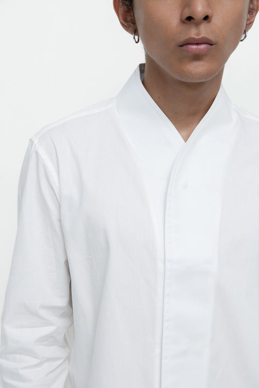 COLLARLESS DOUBLE PLACKET LONG SLEEVES