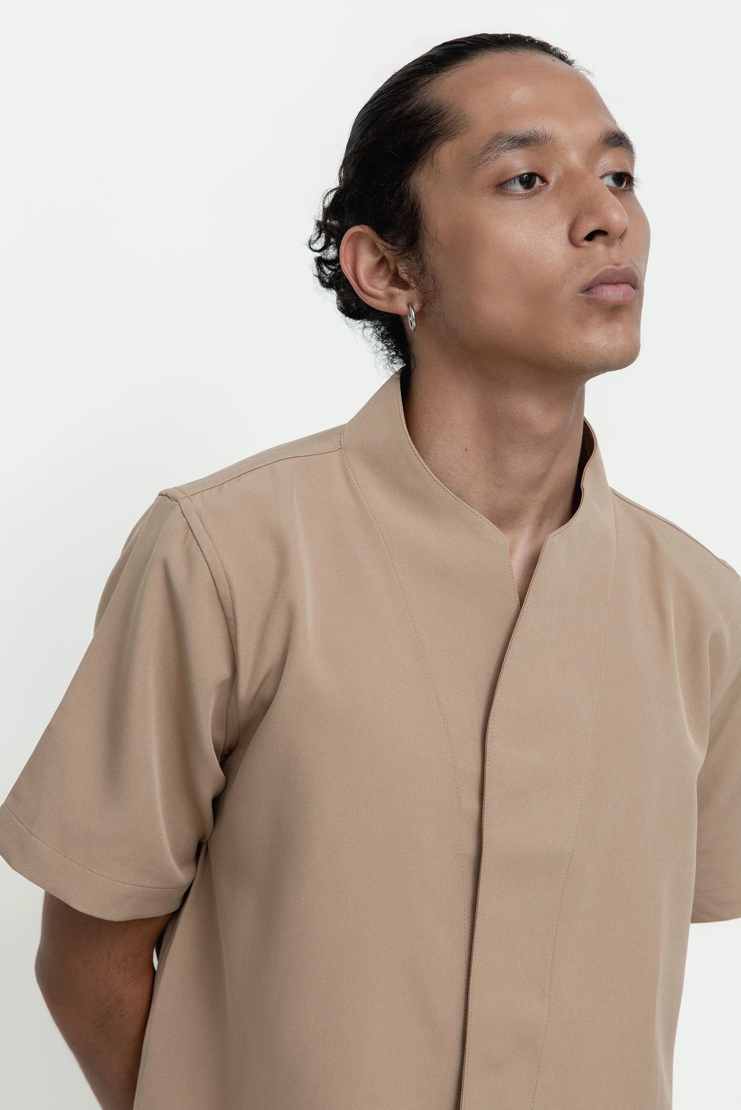 COLLARLESS PART 1 SHORT SLEEVES