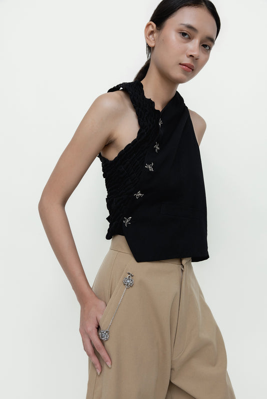 ZAT BROOCH WHITE CATEYE