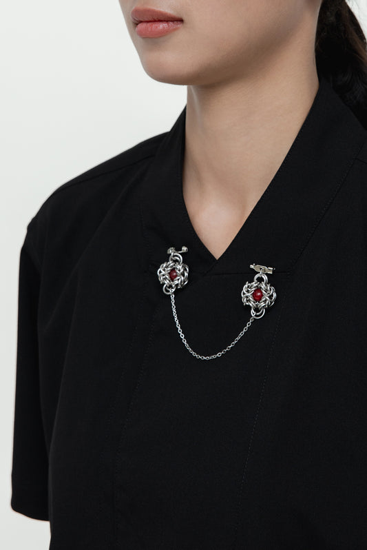 ZAT BROOCH RED CORAL