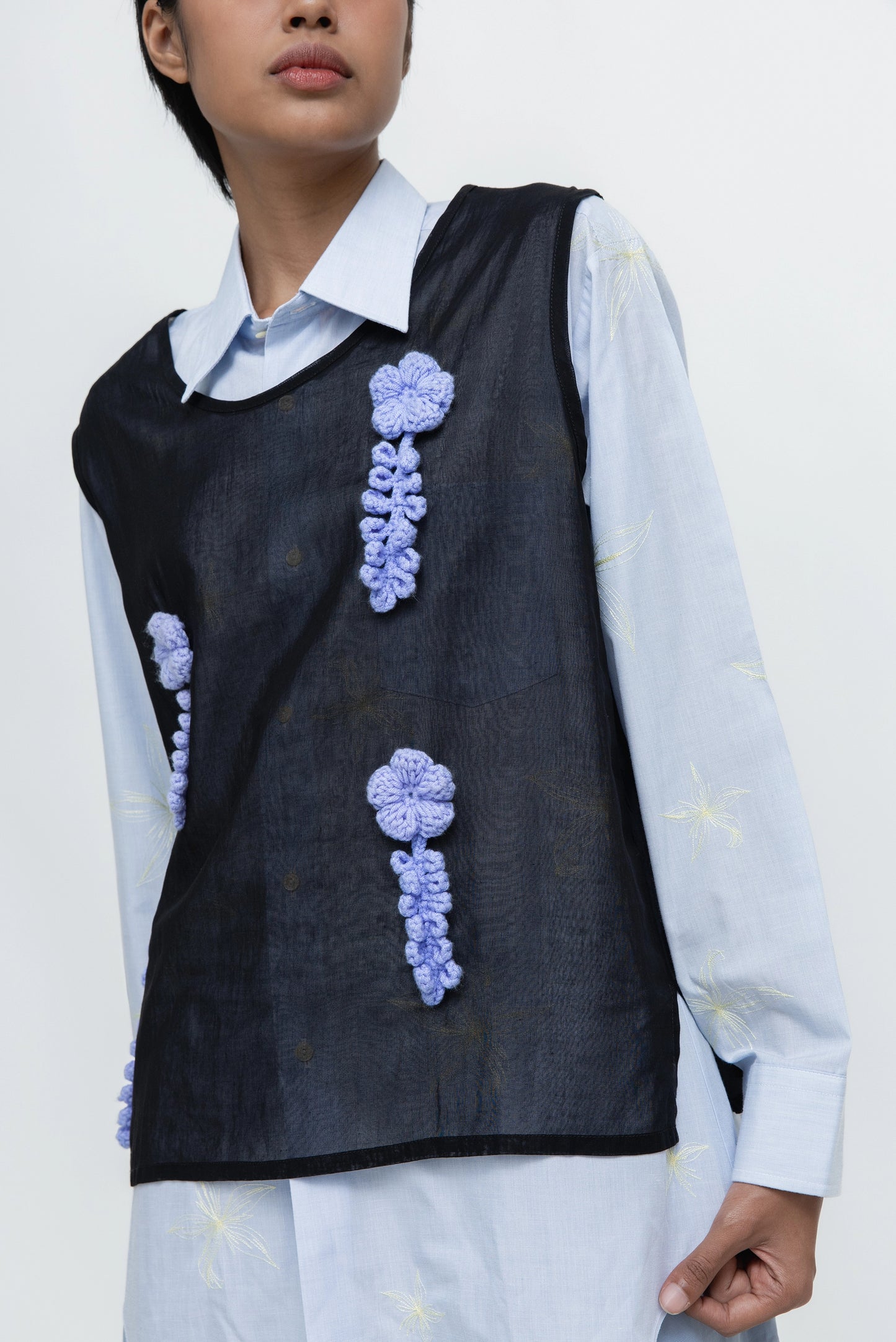 GARDEN CROCHET TANK TOP IN BLACK