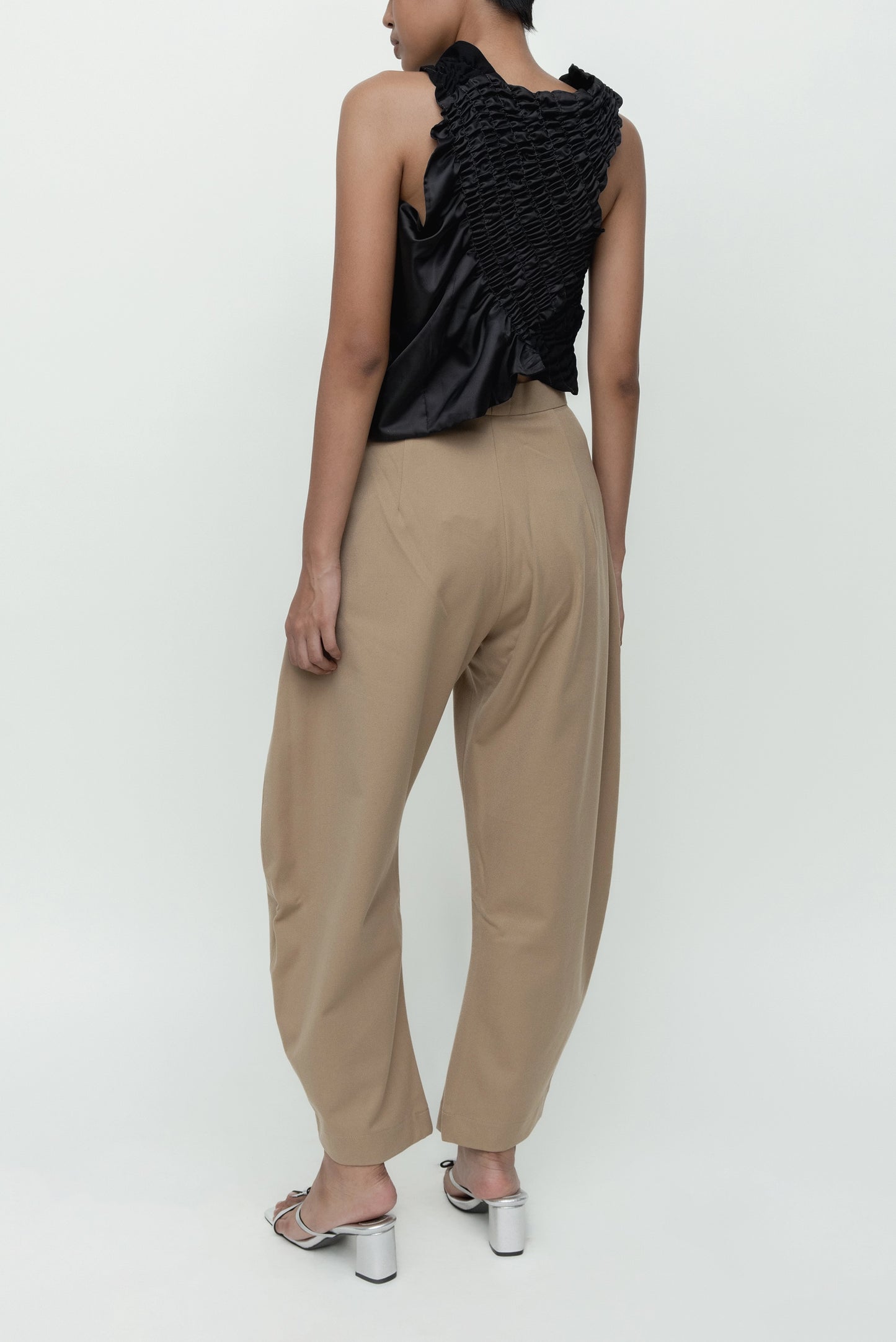 SLANTED VEST BLACK TEXTURED 102
