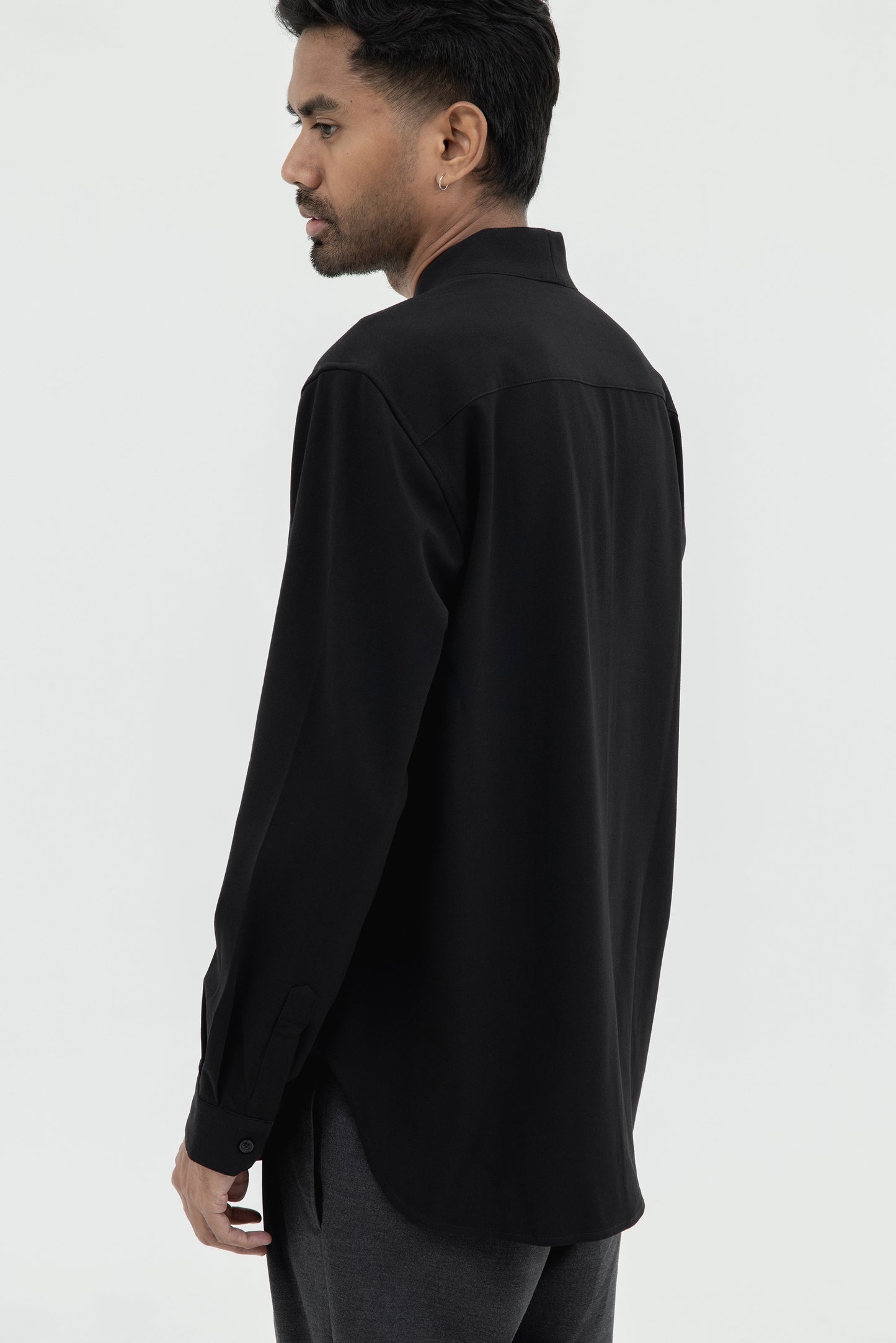COLLARLESS MANDARIN 2 BUTTONS