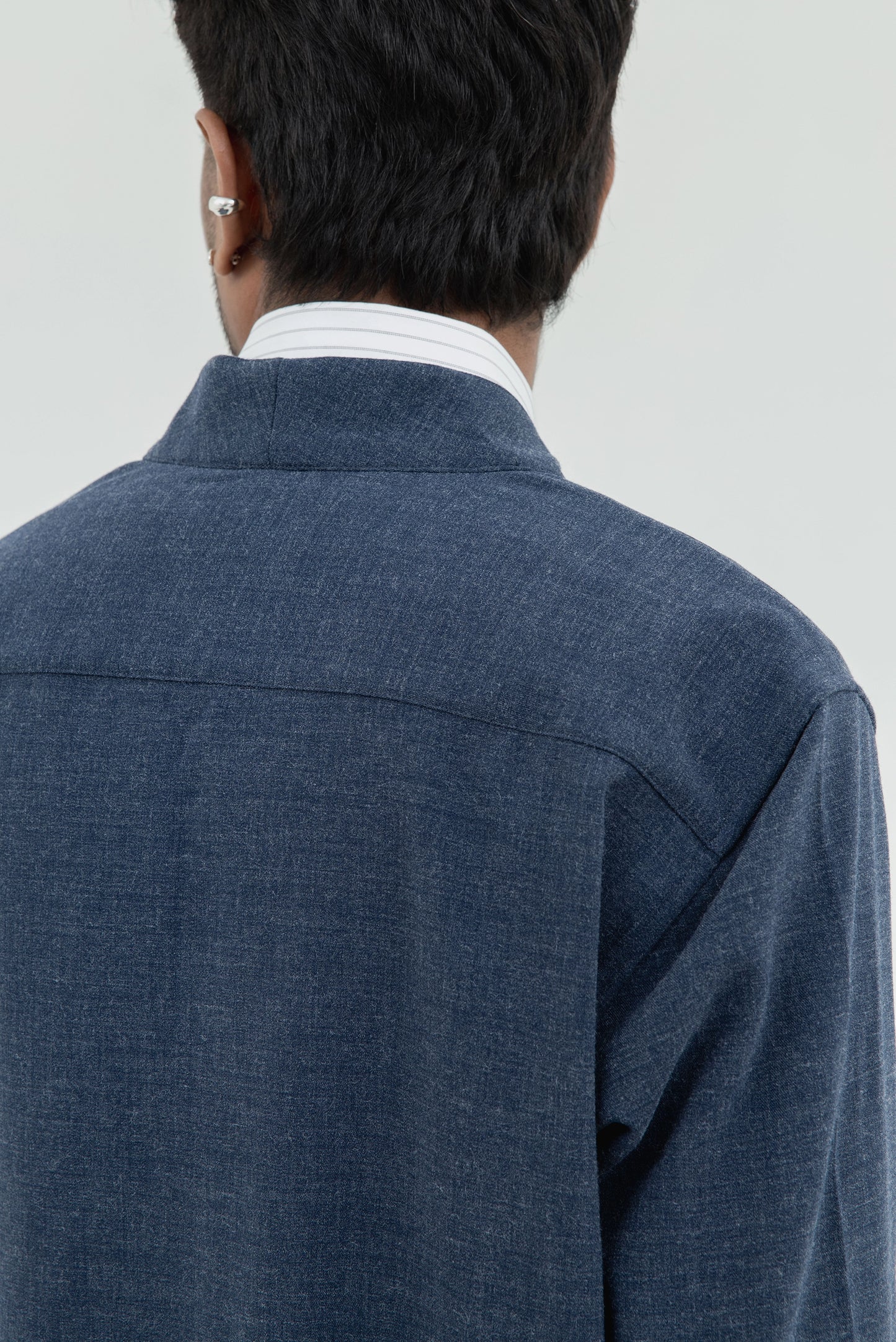 TEXTURE COLLARLESS MANDARIN 2 BUTTONS