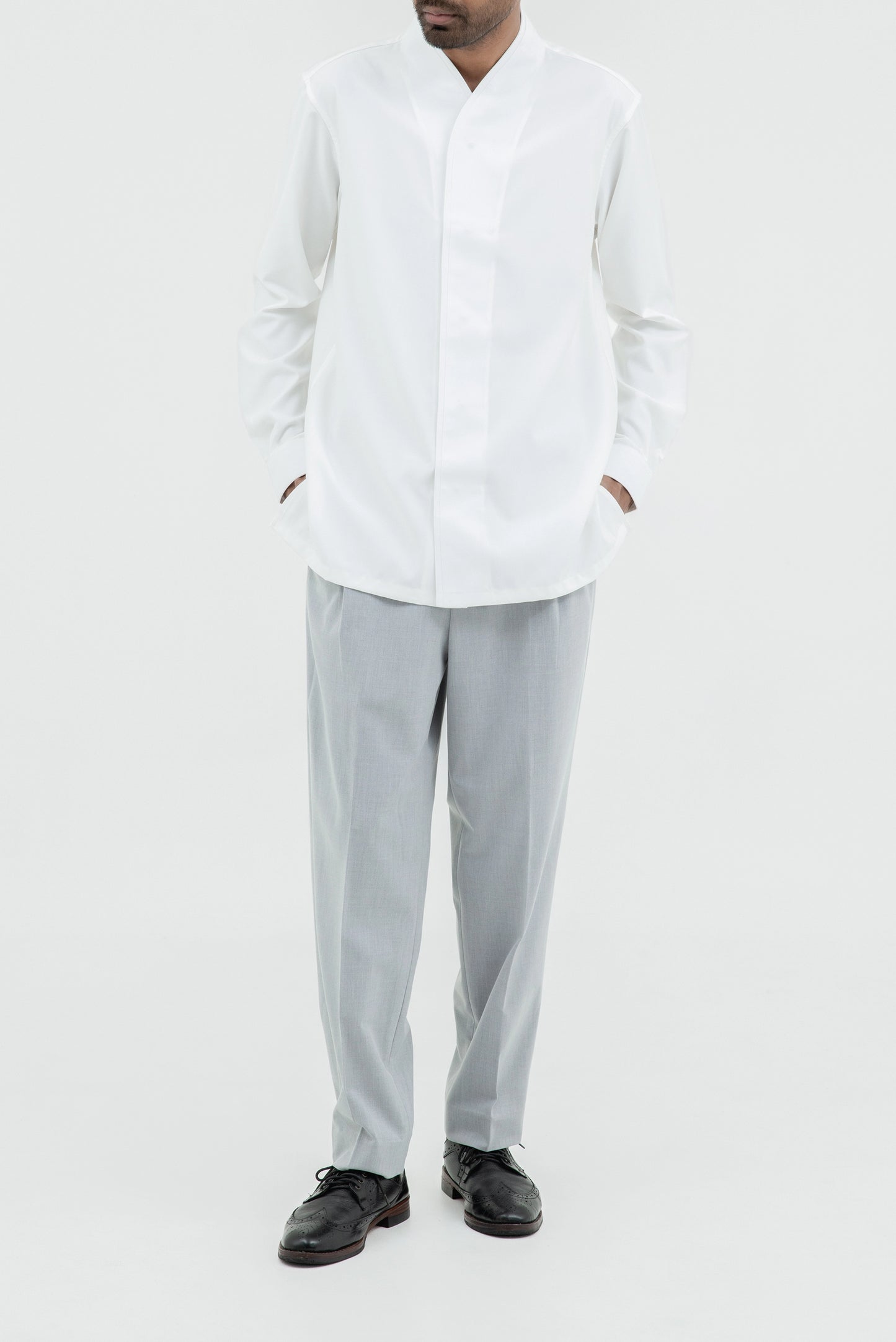 DOUBLE PLACKET COLLARLESS LS