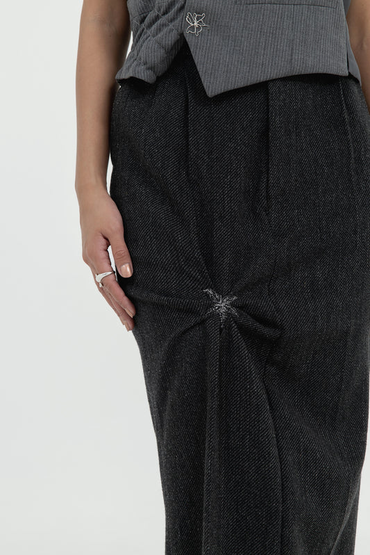 TWISTED EMBROIDERED LONG SKIRT