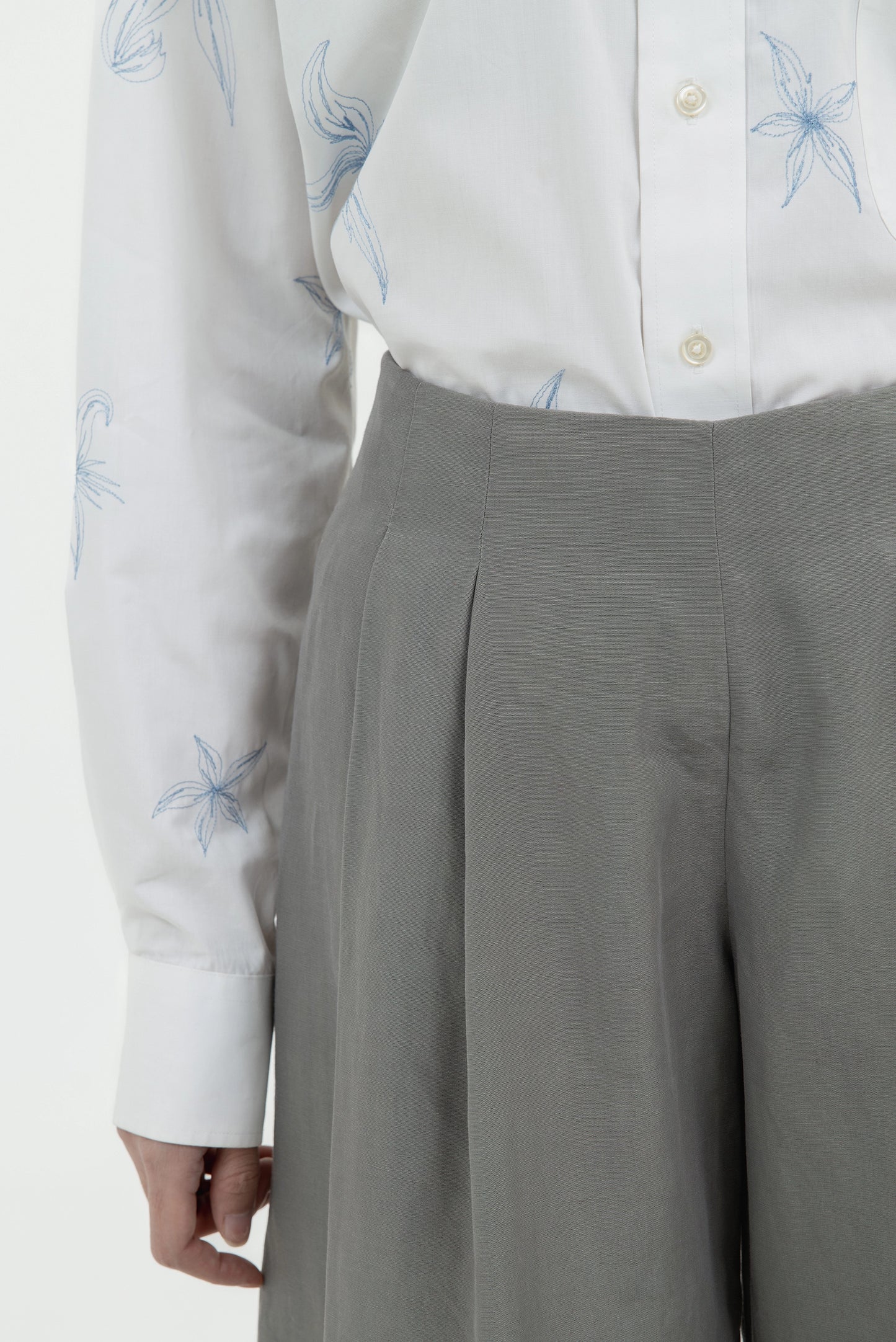 TAILORED TROUSER